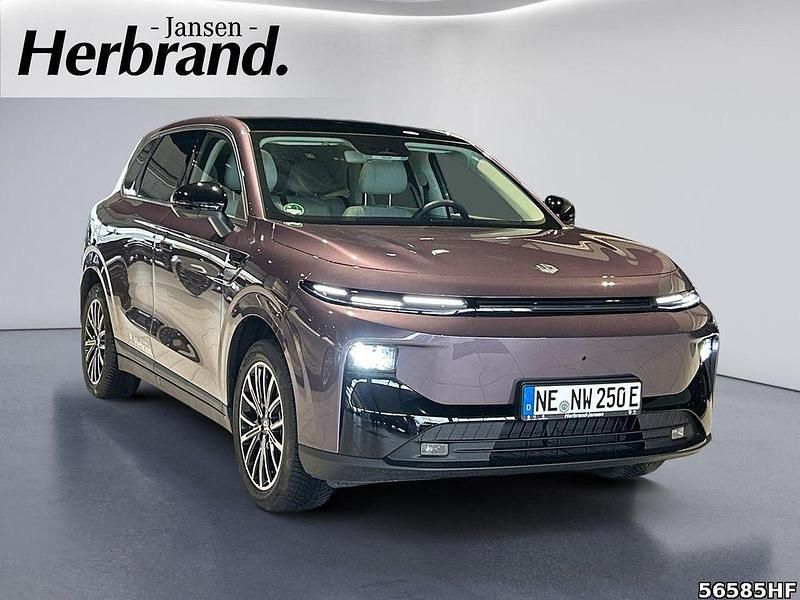 Gebraucht Leapmotor B10 160 kW (218 PS) 2025 Lila SUV