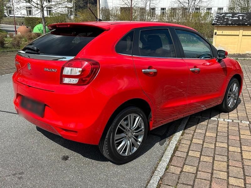Second-hand Suzuki Baleno 112 CP (82 kW) 2017 Roșu Hatchback