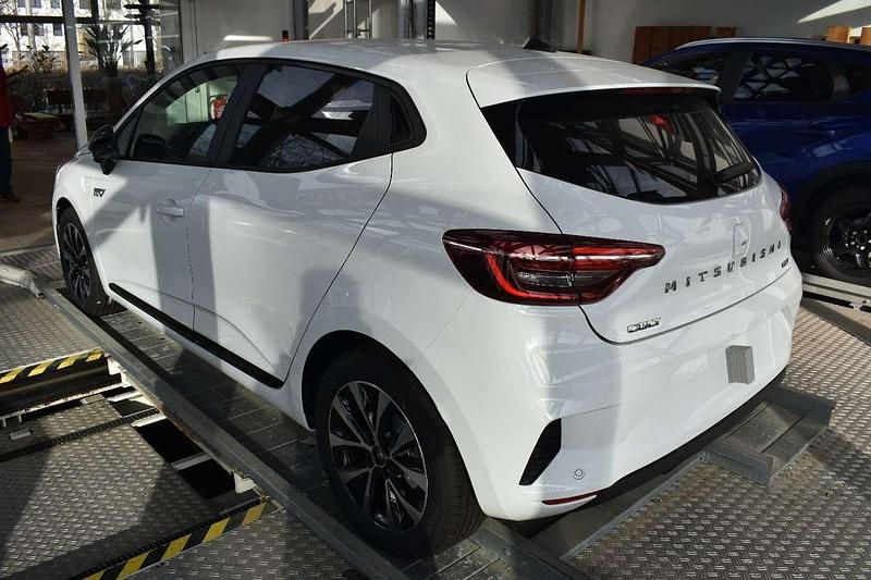 Neu Mitsubishi Colt Plus 143 PS (105 kW) 2025 Antarktisweiß Kleinwagen