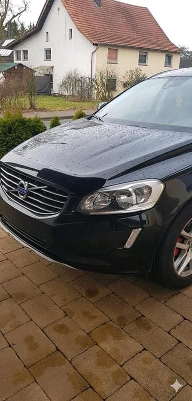 Schwarz Gebraucht 2016 Volvo XC60 SUV | 16.000 € - Bild 1/4