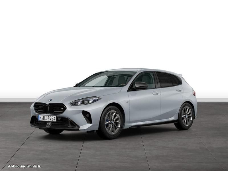 Grau Gebraucht 2025 BMW M135 M Sport Kleinwagen | 47.487 € (Etwas zu teuer) - Bild 1/3