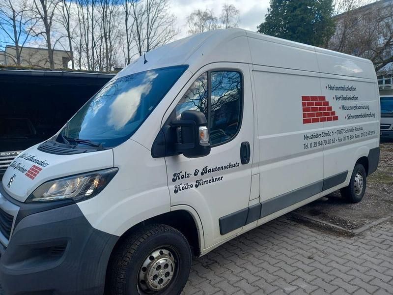 Gebraucht Peugeot Boxer 131 PS (96 kW) 2016 Weiß Van