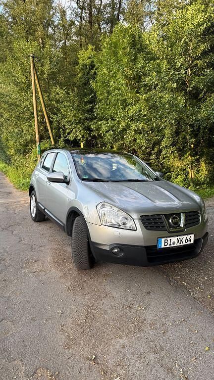 Silber Gebraucht 2008 Nissan Qashqai SUV | 4.150 € (Fairer Preis) - Bild 1/4