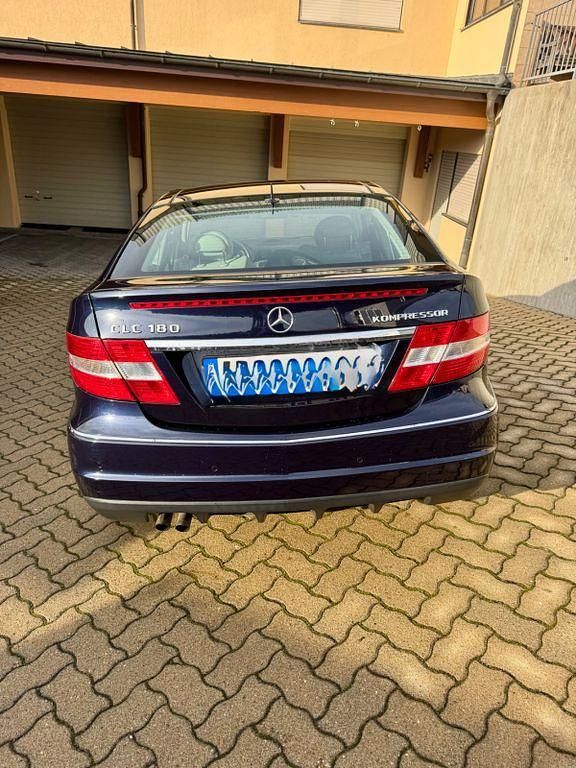Gebraucht Mercedes CLC180 143 PS (105 kW) 2009 Blau Kleinwagen