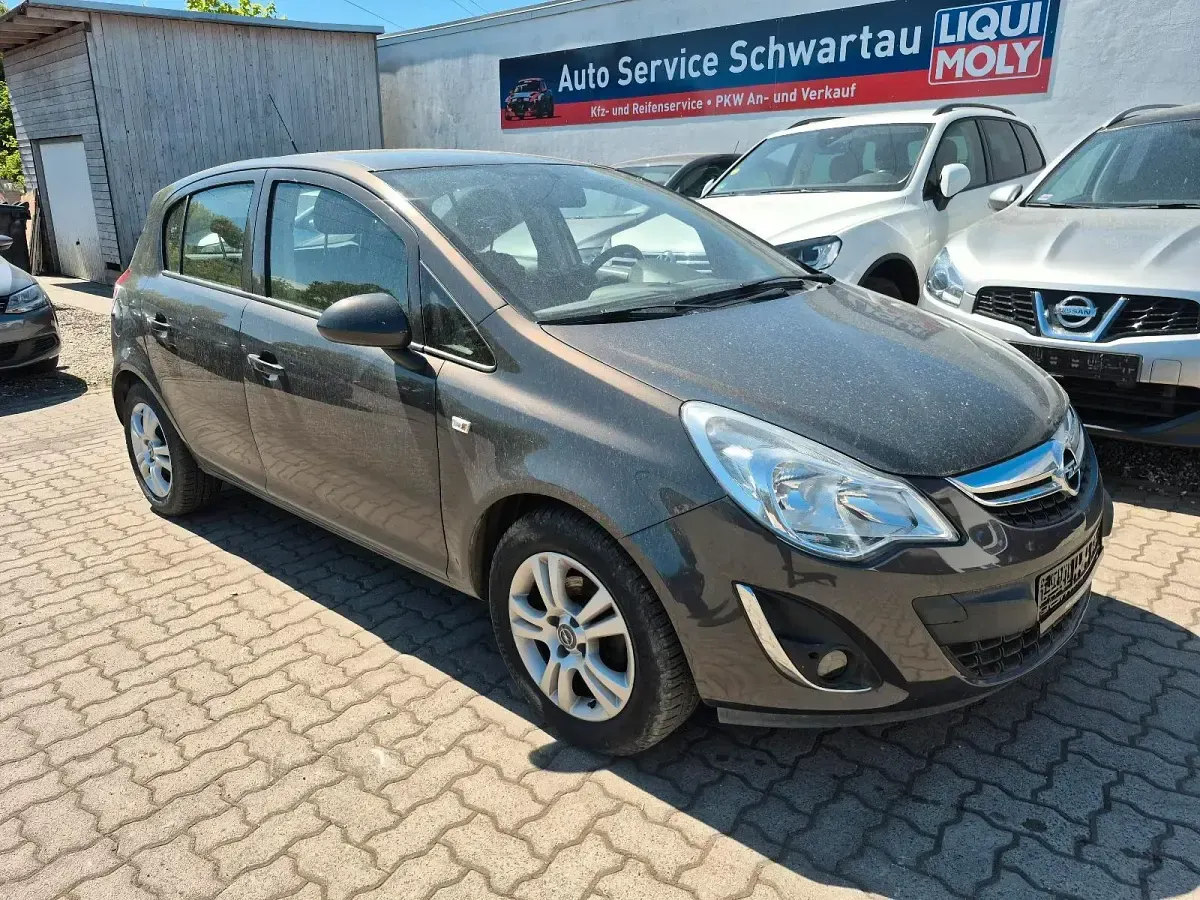 Używany Opel Corsa 90 KM (66 kW) 2013 Szary Hatchback