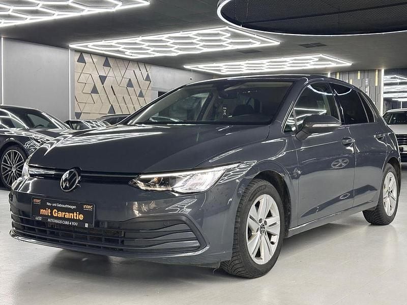 Gebraucht VW Golf VIII 150 PS (110 kW) 2020 Grau Limousine