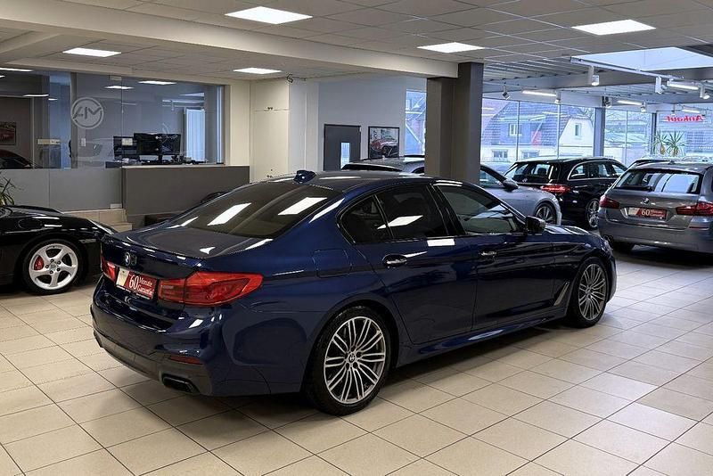 Gebraucht BMW M550 Exclusive 462 PS (339 kW) 2018 Blau Limousine