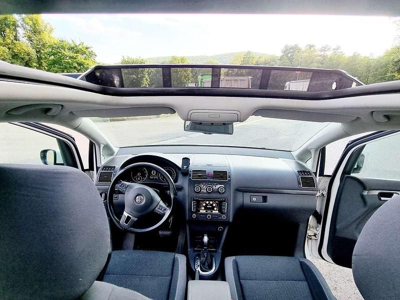 Używany VW Touran 150 KM (110 kW) 2011 Minivan