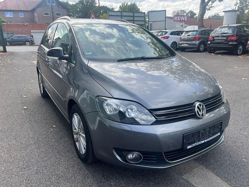 Grau Gebraucht 2012 VW Golf VII Style Limousine | 6.499 € (Guter Preis) - Bild 1/4
