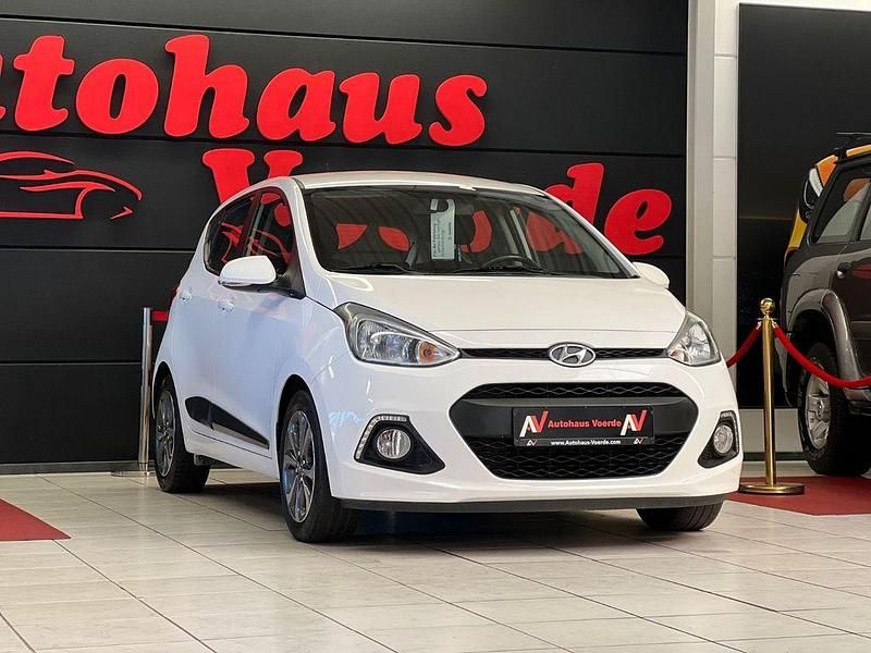 Gebraucht Hyundai i10 Edition 67 PS (49 kW) 2014 Weiß Kleinwagen