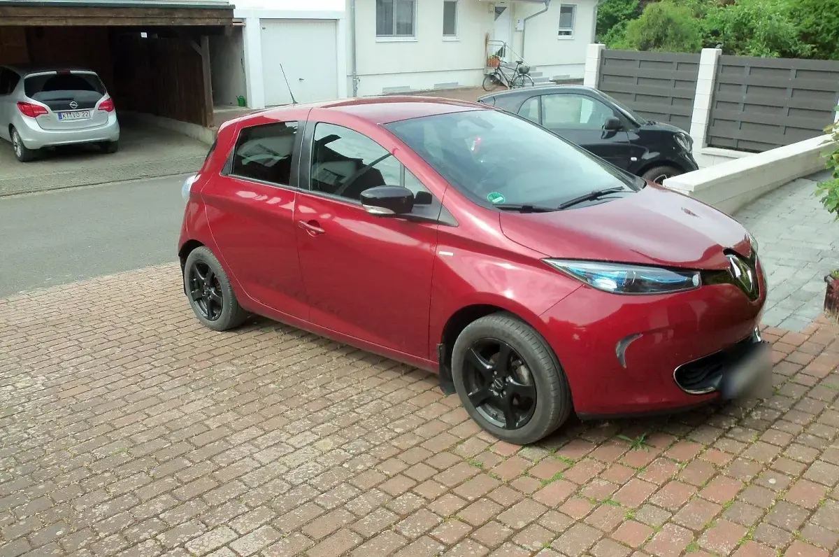 Gebraucht Renault Zoe 80 kW (110 PS) 2018 Rot Kleinwagen
