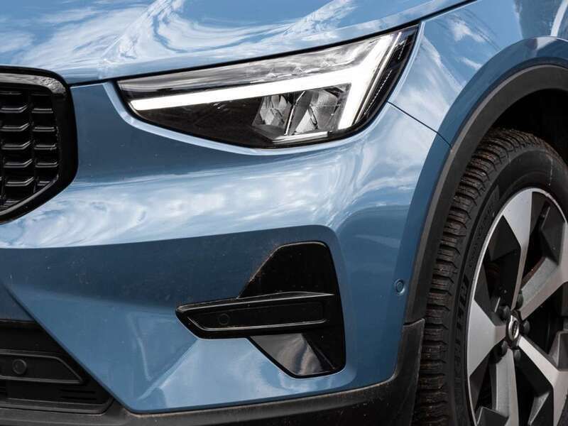 Gebraucht Volvo XC40 Plus 197 PS (144 kW) 2023 Blau SUV