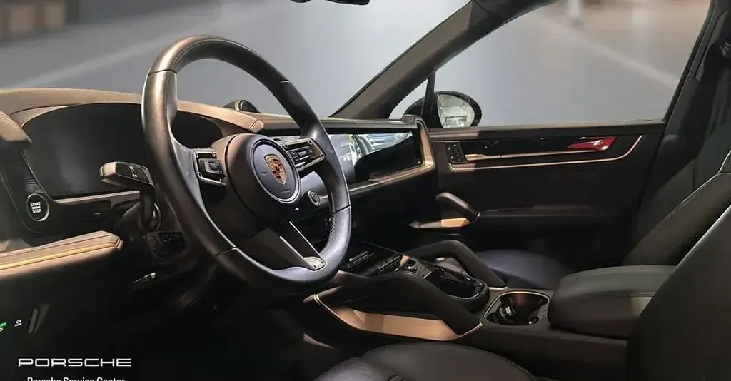 Gebraucht Porsche Cayenne S E-Hybrid 519 PS (381 kW) 2024 Chromitschwarz SUV