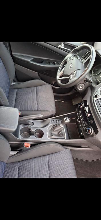 Gebraucht Hyundai Tucson Trend 177 PS (130 kW) 2017 Weiß SUV