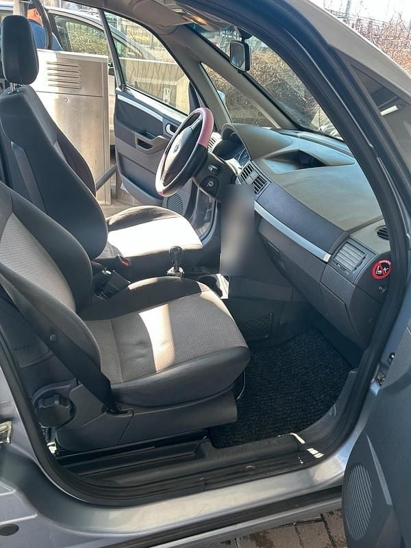 Gebraucht Opel Meriva 89 PS (65 kW) 2005 Grau Van / Kleinbus