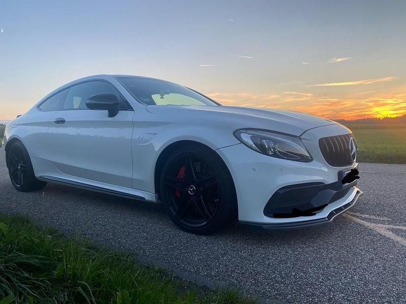 Weiß Gebraucht 2018 Mercedes C63S AMG Coupé | 54.700 € (Superpreis) - Bild 1/4