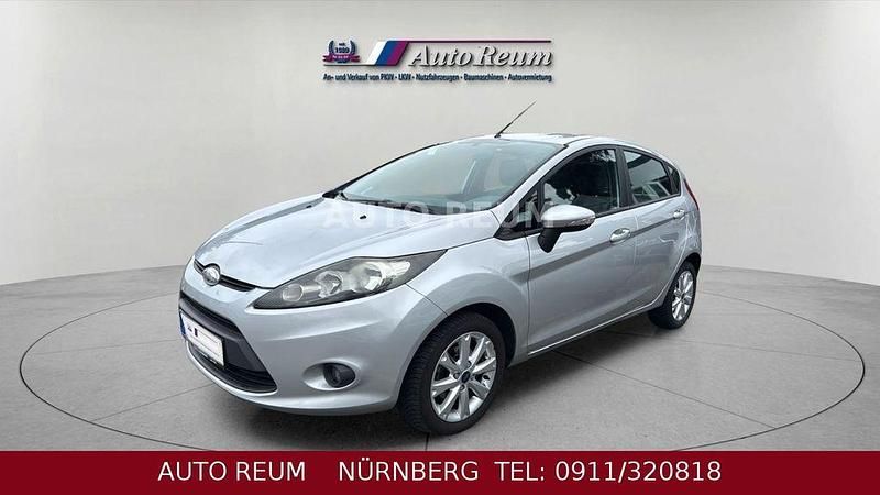 Gebraucht Ford Fiesta Trend 82 PS (60 kW) 2008 Silber Kleinwagen