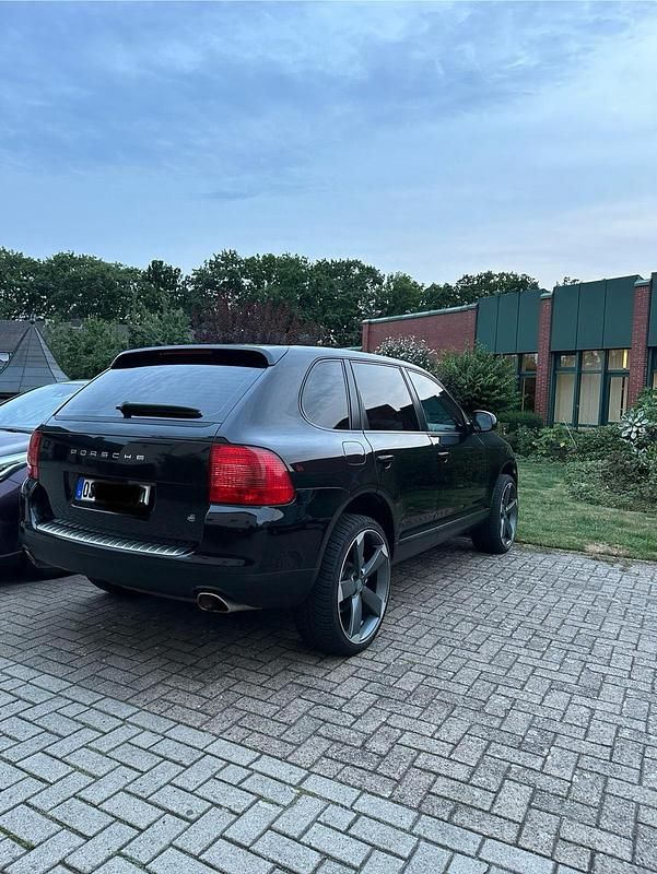 Schwarz Gebraucht 2005 Porsche Cayenne S SUV | 6.200 € (Guter Preis) - Bild 1/4