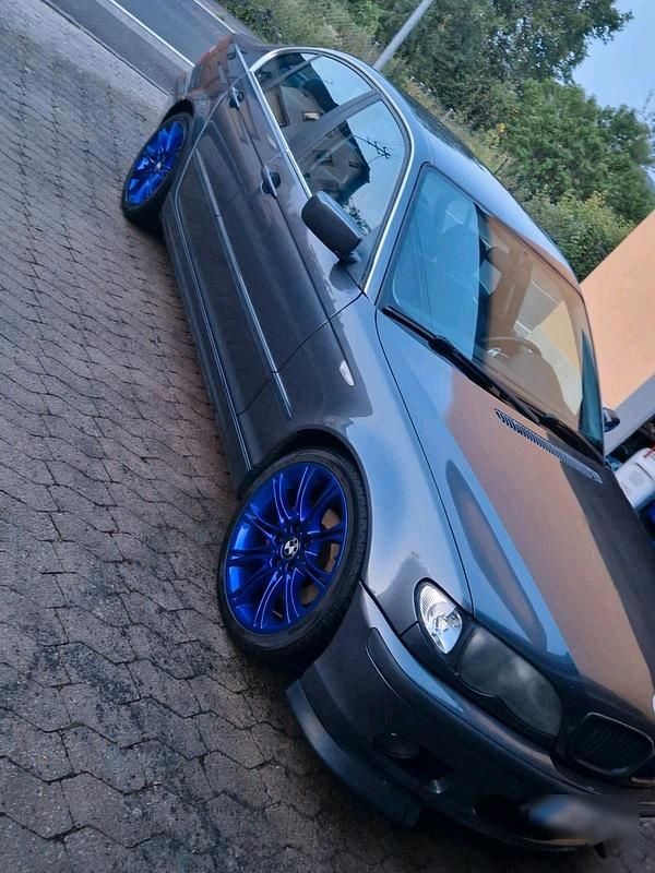 Gebraucht BMW 325 192 PS (141 kW) 2002 Grau Limousine