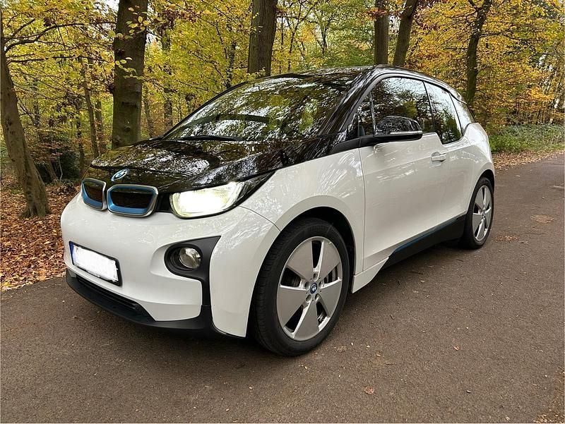 Weiß Gebraucht 2015 BMW i3 Kleinwagen | 10.500 € (Fairer Preis) - Bild 1/4
