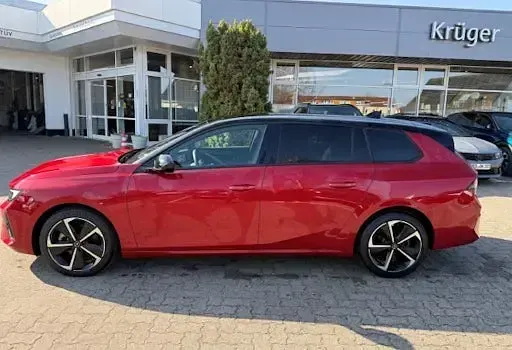 Gebraucht Opel Astra 130 PS (95 kW) 2024 Rot Kombi
