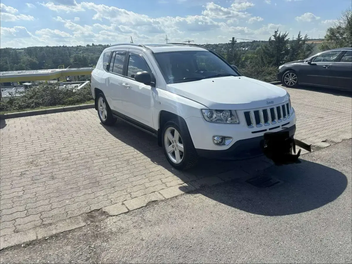 Gebraucht Jeep Compass Limited 156 PS (114 kW) 2011 Weiß SUV