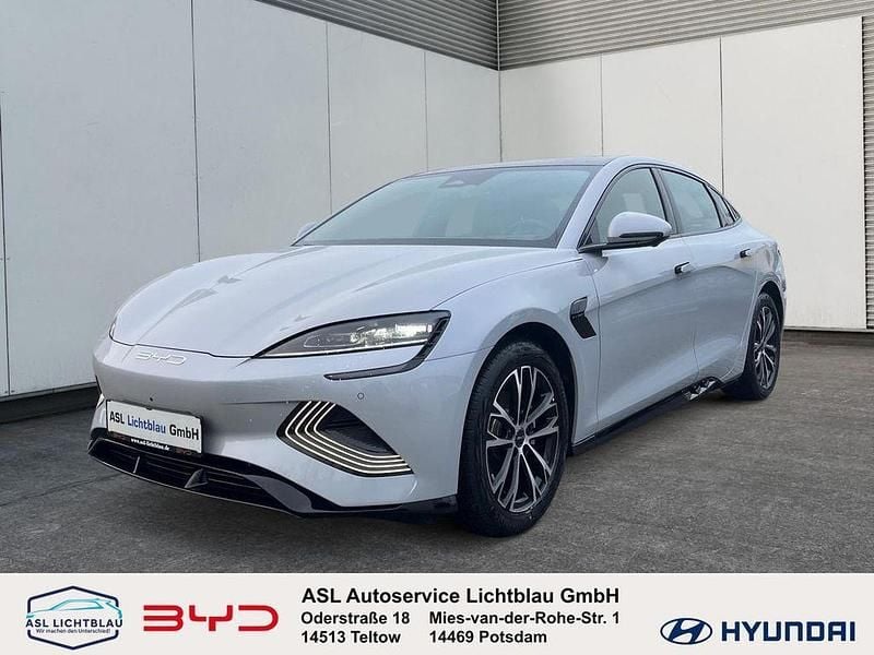 Neu BYD Seal Comfort 169 kW (231 PS) 2025 Polar white Limousine
