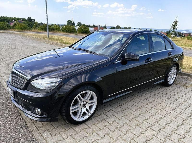 Schwarz Gebraucht 2009 Mercedes C250 AMG line Limousine | 11.500 € (Fairer Preis) - Bild 1/3