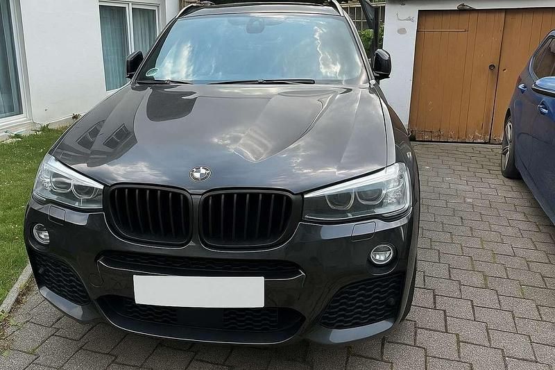 Grau Gebraucht 2014 BMW X4 Shadowline SUV | 24.500 € (Etwas zu teuer) - Bild 1/4