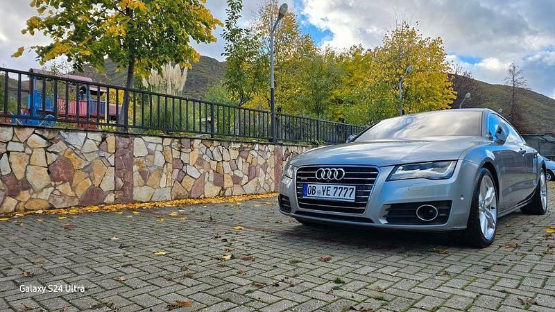 Grau Gebraucht 2012 Audi A7 Sportback Sport Kleinwagen | 13.599 € (Fairer Preis) - Bild 1/4