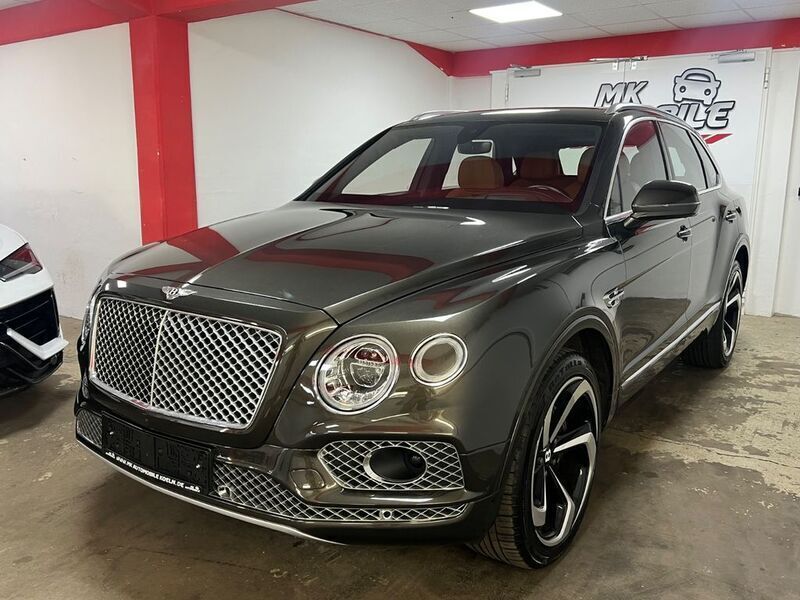 Grün Gebraucht 2016 Bentley Bentayga SUV | 89.900 € (Superpreis) - Bild 1/4
