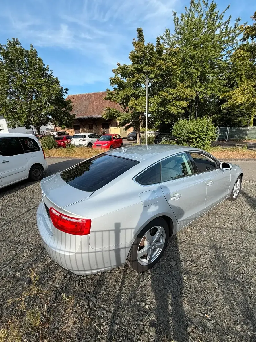 Gebraucht Audi A5 Sportback 177 PS (130 kW) 2012 Silber Kleinwagen