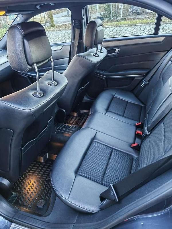 Gebraucht Mercedes E200 136 PS (100 kW) 2014 Limousine