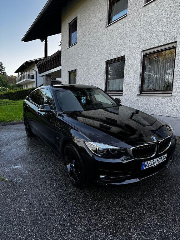 Schwarz Gebraucht 2016 BMW 320 Gran Turismo Sport Line Limousine | 12.000 € (Superpreis) - Bild 1/4