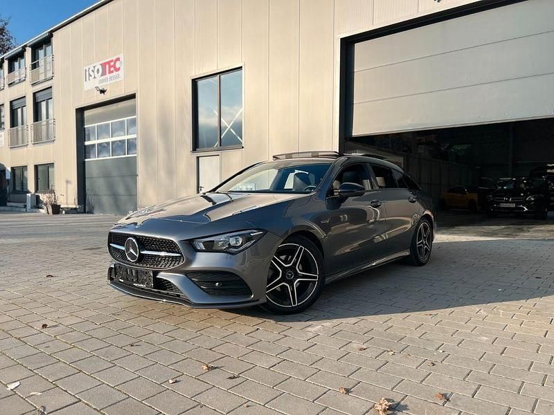 Gebraucht Mercedes CLA180 Shooting Brake AMG 136 PS (100 kW) 2020 Grau Kombi