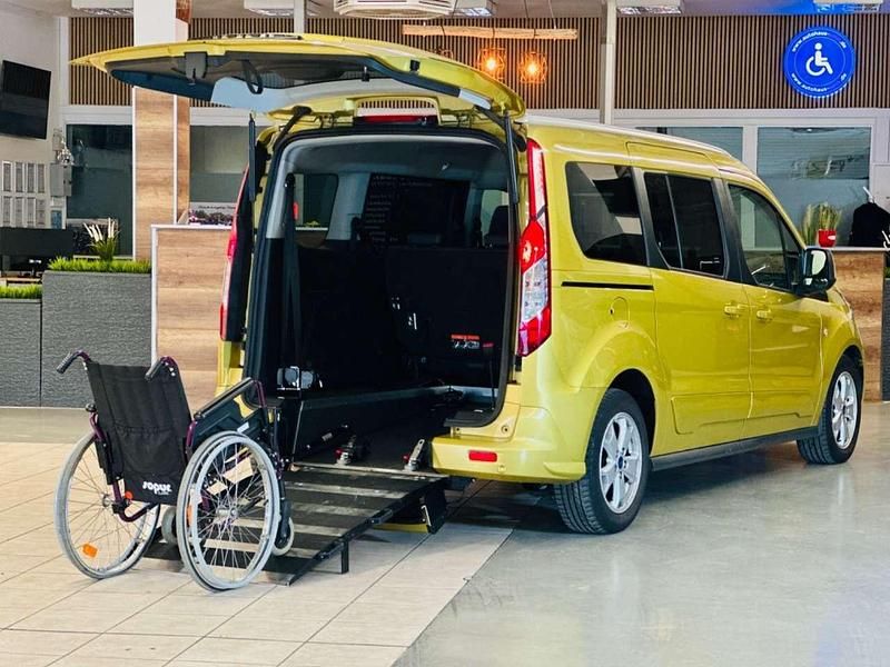 Gelb Gebraucht 2017 Ford Tourneo Connect Titanium Van / Kleinbus | 29.900 € - Bild 1/4