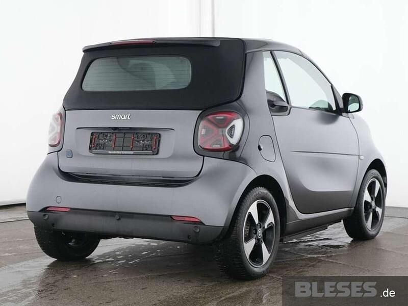 Gebraucht Smart ForTwo Electric Drive 60 kW (82 PS) 2024 Bodypanels in titania grey (ma Cabrio