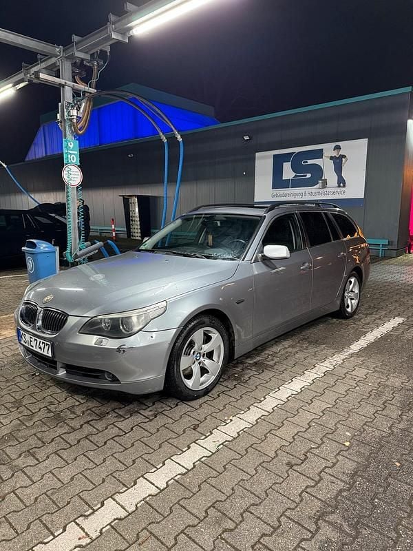 Silber Gebraucht 2006 BMW 530 Limousine | 4.000 € (Superpreis) - Bild 1/4
