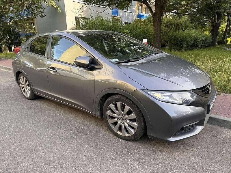 Gebraucht Honda Civic 141 PS (103 kW) 2013 Grau Limousine