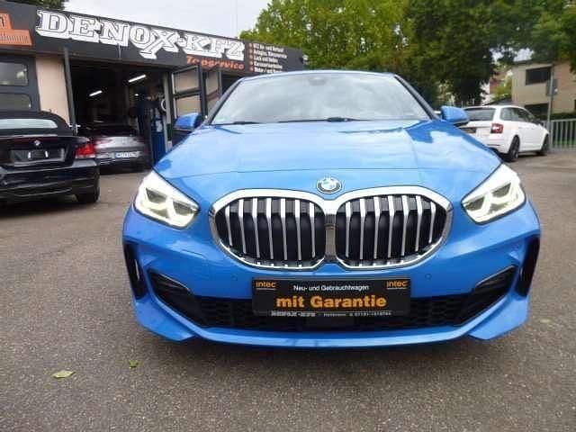 Blau Gebraucht 2020 BMW 118 M Sport Kleinwagen | 24.000 € (Fairer Preis) - Bild 1/4
