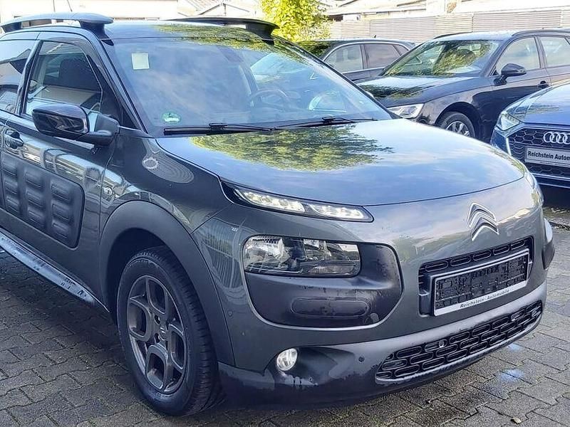 Schwarz Gebraucht 2016 Citroën C4 | 5.980 € - Bild 1/4