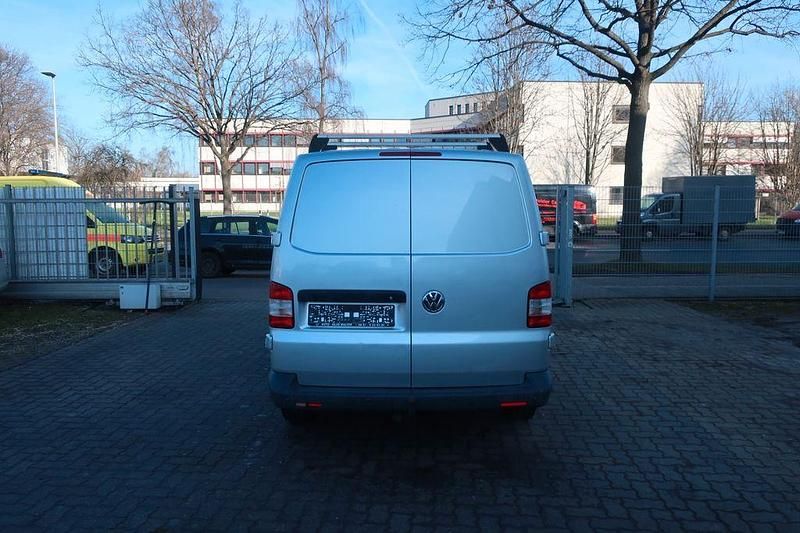 Second-hand VW Transporter 140 CP (102 kW) 2012 Argintiu Van