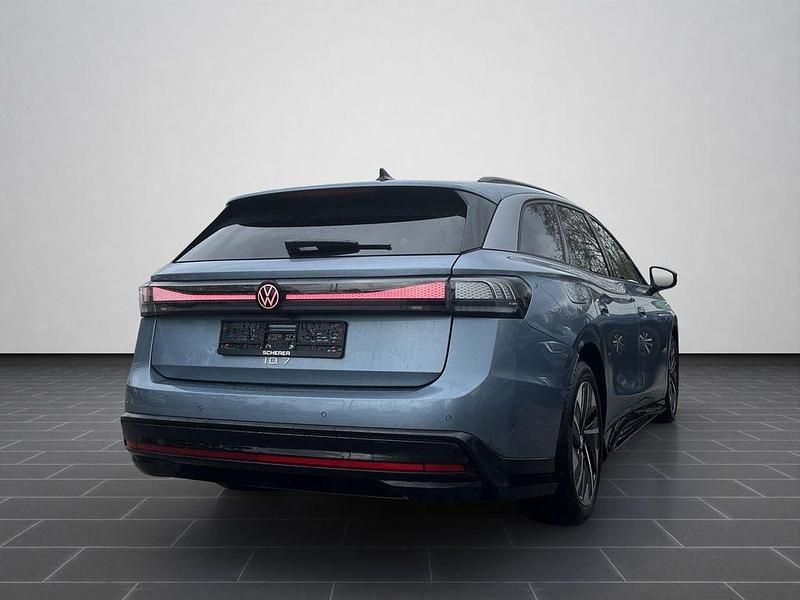 Gebraucht VW ID.7 Pro 210 kW (286 PS) 2025 Stonewashed blue metallic (metallic) Kombi