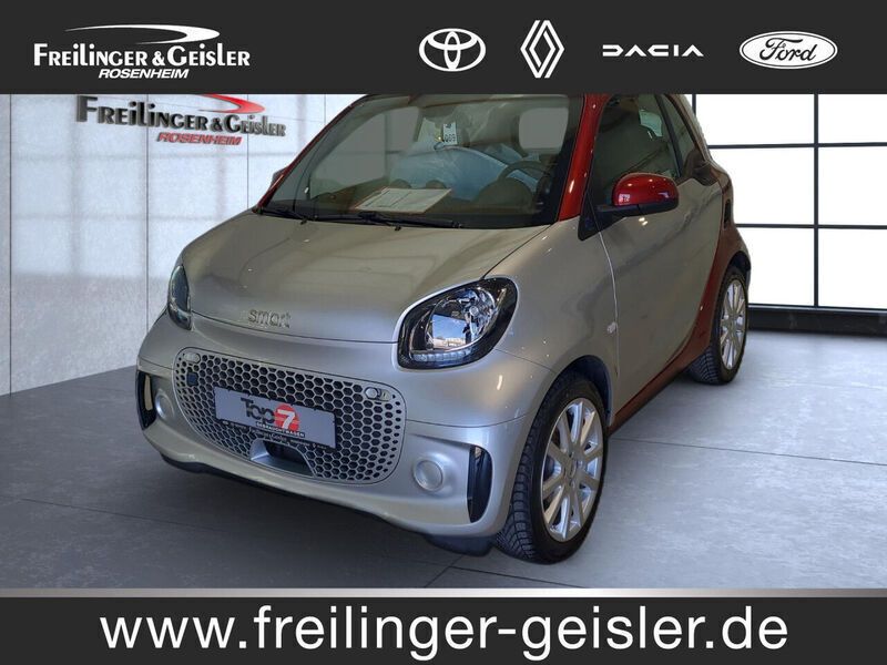 Carmine red (metallic) Gebraucht 2020 Smart ForTwo Electric Drive Limousine | 8.000 € (Guter Preis) - Bild 1/4