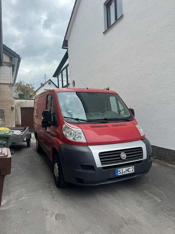 Rot Gebraucht 2011 Fiat Ducato Van | 3.500 € (Superpreis) - Bild 1/4