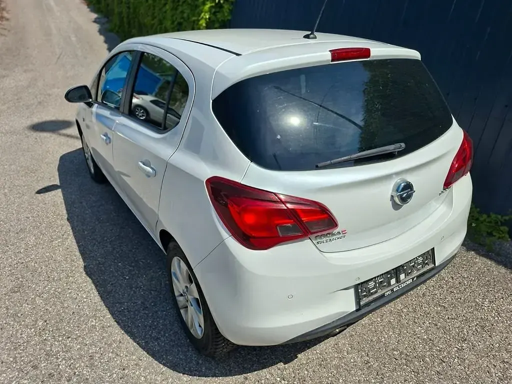 Gebraucht Opel Corsa drive 90 PS (66 kW) 2016 Weiß Kleinwagen