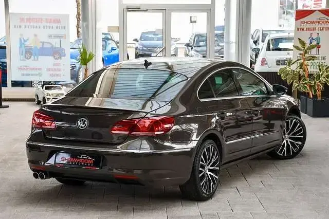 Second-hand VW CC 140 CP (102 kW) 2013 Negru Berlinǎ