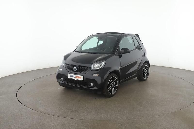 Schwarz Gebraucht 2017 Smart ForTwo Coupé Basis Kleinwagen | 11.640 € (Fairer Preis) - Bild 1/3