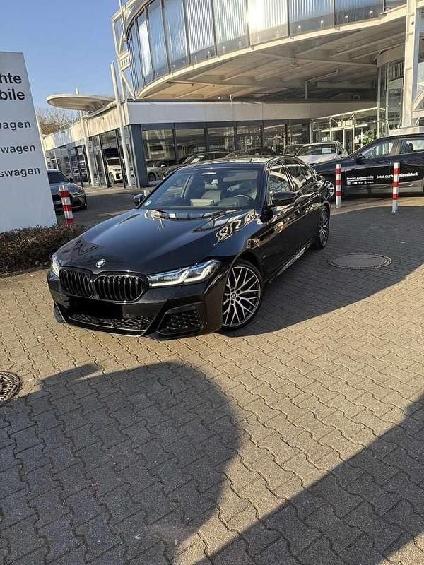 Gebraucht BMW 530 M Sport 286 PS (210 kW) 2020 Schwarz Limousine
