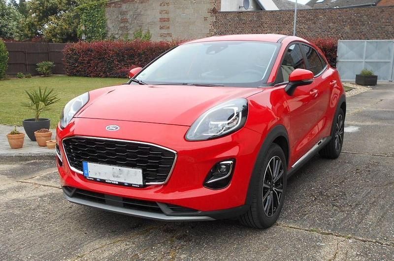 Rot Gebraucht 2021 Ford Puma Titanium SUV | 15.900 € (Guter Preis) - Bild 1/4